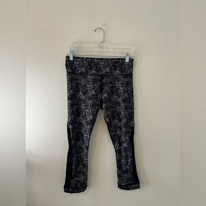 Lululemon Athletica Black and navy Speckled Leggings ‘28 1/2